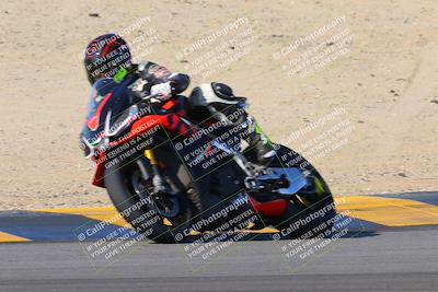 media/Dec-18-2022-SoCal Trackdays (Sun) [[8099a50955]]/Turns 9 and 10 Set 2 (1055am)/